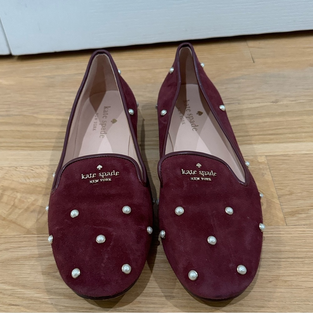 Kate Spade Pearl Loafers. Maroon with pearls and gold rim. Size 7